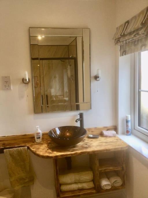Apartmán Henwick House Beautiful Flat,Private Parking, Short Walk To Town Ludlow Exteriér fotografie